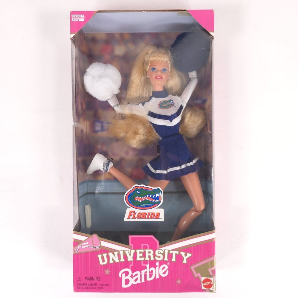 1996 VINTAGE BARBIE UNIVERSITY OF FLORIDA GATORS CHEERLEADER DOLL 17700 NIB - Picture 7 of 14